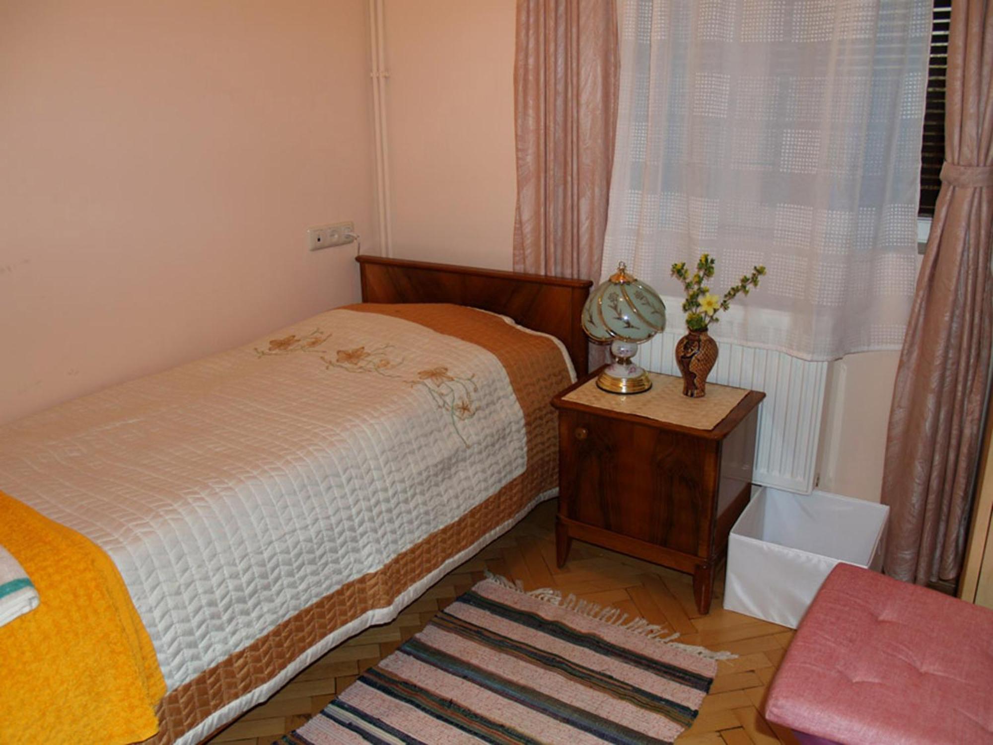 Three Jugs B&B Jrvezh Bagian luar foto